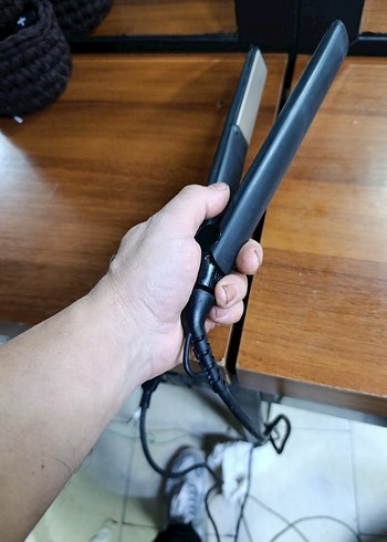 remington Dijital ekranlı siyah saç düzleştirici - Görsel 4