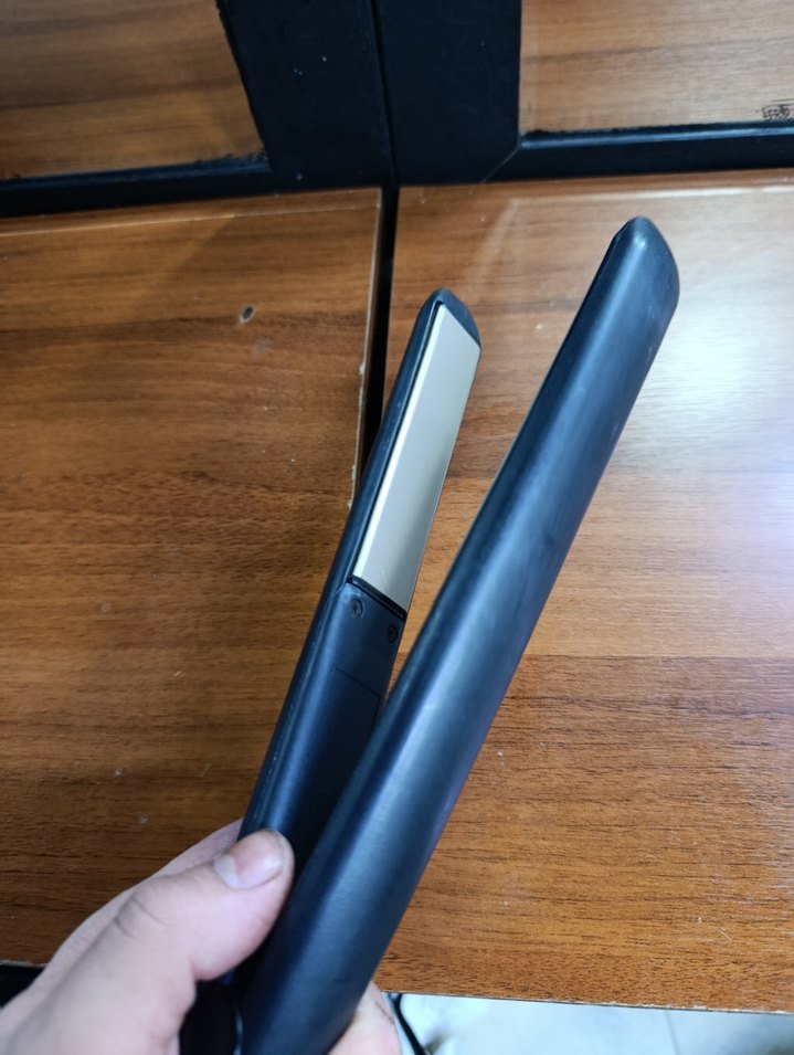 remington Dijital ekranlı siyah saç düzleştirici - Görsel 3