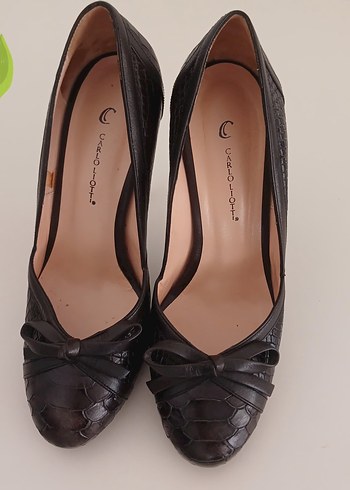 Kahverengi Yılan Desenli Deri Stiletto