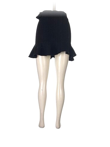 s Beden Bershka Mini Etek %70 İndirimli.