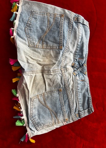 Renkli Püsküllü Mini Kot Şort - Görsel 2