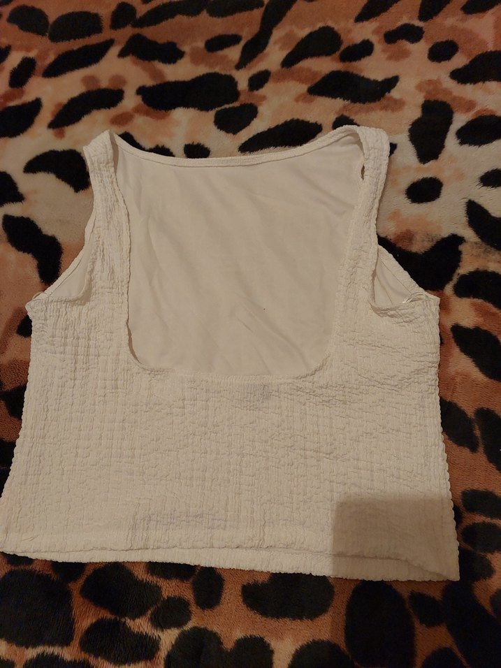 Beyaz  Kolsuz Mini Bluz sırt detaylı - Görsel 2