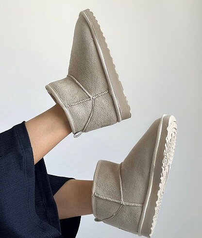 UGG bayan bot