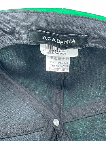 Beden Academia Şapka %70 İndirimli.