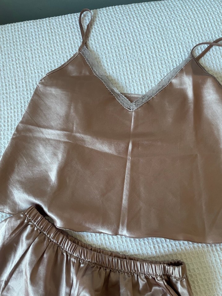 Dantel Detaylı Pembe V Yakalı Kadın pijama takımı saten - Görsel 3