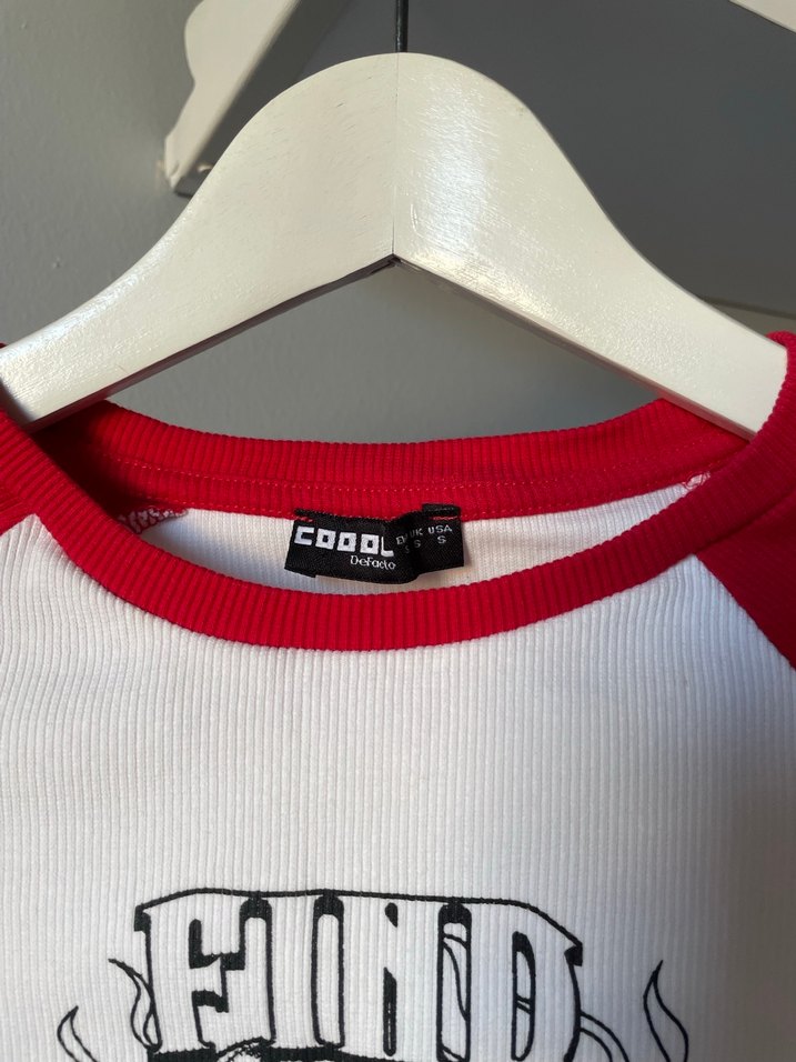 Kırmızı Baskılı Rock Punk Tişört - Görsel 3