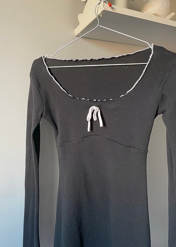 Siyah V Yakalı Uzun Kollu A kesim ispanyol kol mini siyah elbise - Görsel 3