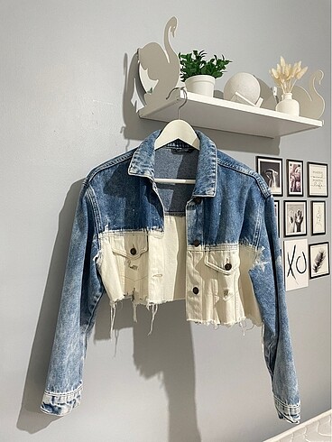 LC Waikiki crop yırtık kot ceket lcw
