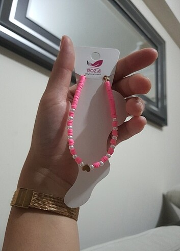 Ortası kalpli yeni model halhal????