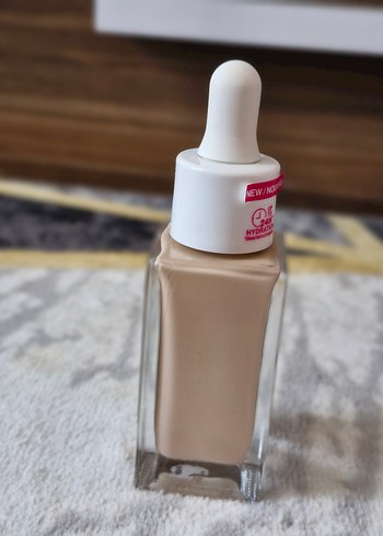 Wet n wild Wet n Wild Barefocus Niacinamide Ten Renkli Fondöten
