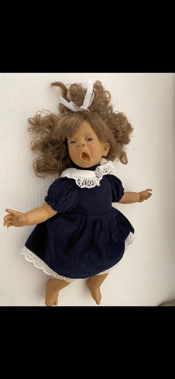 Dantel yakalı lacivert elbiseli vinil bebek - Görsel 2