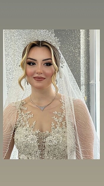 Tasarımcı GELİNLİK