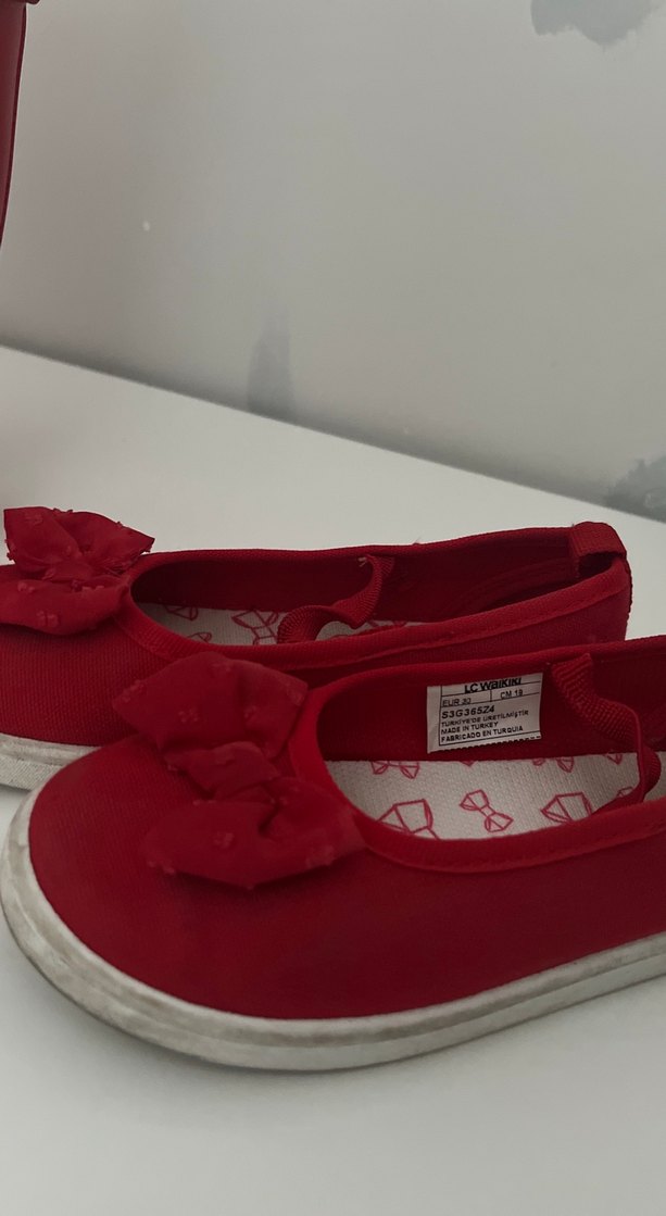 Kırmızı Fiyonk Detaylı Kız Babet Ayakkabı - Görsel 4