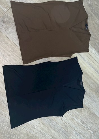LC Waikiki Düz v yaka kolsuz bluz