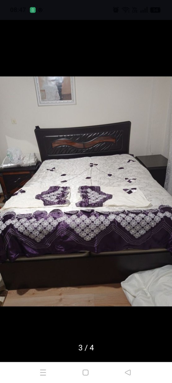 Mor İşlemeli Yatak Örtüsü - Görsel 3