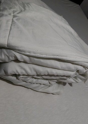 İşlemeli Beyaz Parlak Yatak Örtüsü - Görsel 11