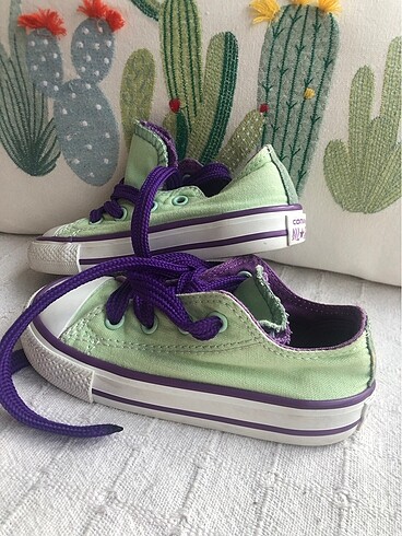 24 Beden mor Renk Converse