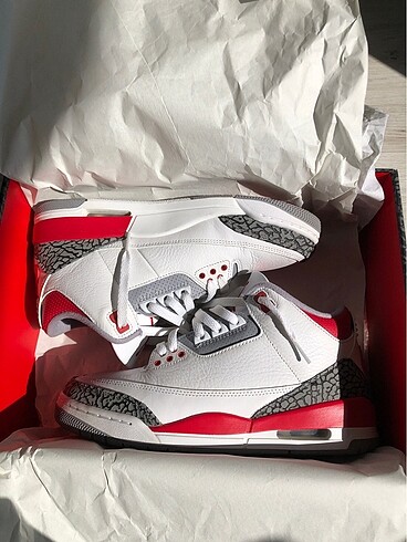 Air Jordan 3 Fire Red Kırmızı