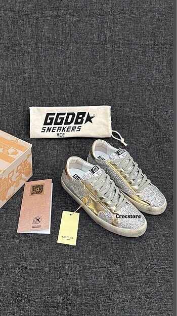 GOLDEN GOOSE DELUXE GOLD FULL GÜMÜŞ SİMLİ