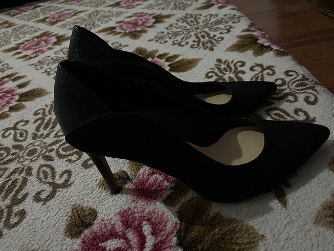 Stradivarius Stiletto ayakkabı