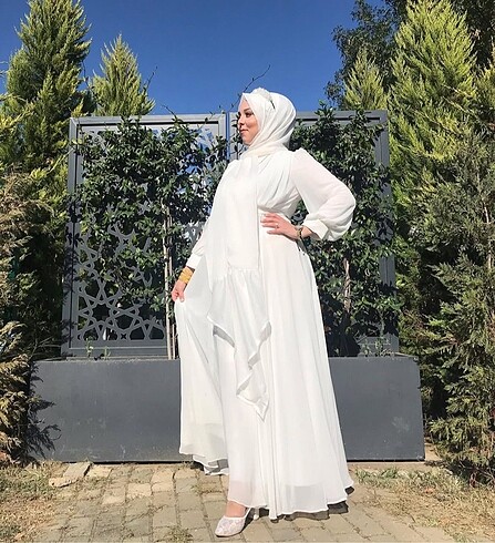 Tesettür nikah elbisesi