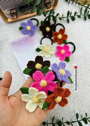 Renkli Örgü Çiçekli Çocuk Saç Lastiği
