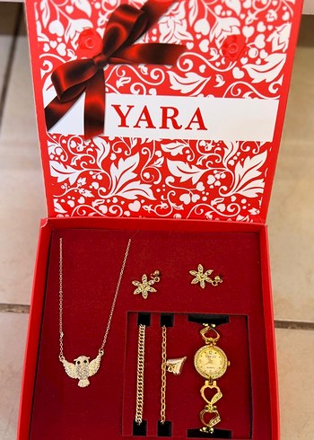 Altın Renkli Zincir Detaylı Kadın Takı Seti - Görsel 2