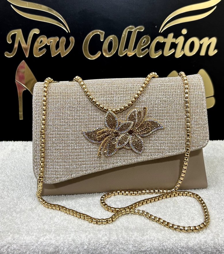 Zincir Detaylı Beyaz Kadın Abiye Çanta - Görsel 2