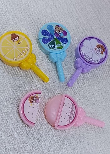 Dondurma şeklinde dudak nemlendirici - Görsel 4