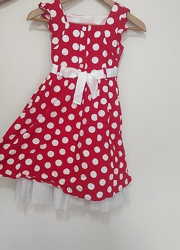 LC Waikiki Kırmızı puantiyeli elbise