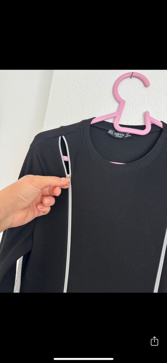 Uzun Kollu Siyah Drapeli Elbise - Görsel 3