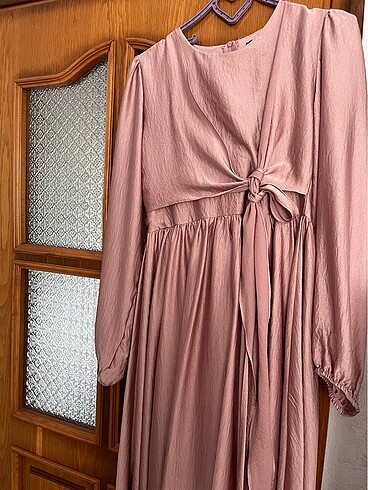 Pembe abiye