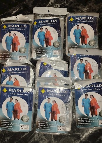 Renkli Midi Kadın Yağmurluk, Kapüşonlu, Kısa Kollu - Görsel 2