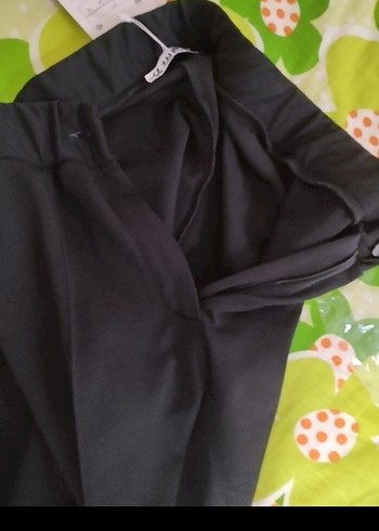 Kadın  Uzun  likralı Kumaş Pantolon Fermuarlı - Görsel 2