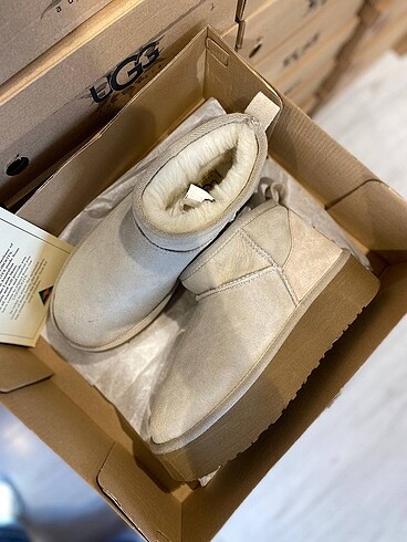 Ugg ayakkabı