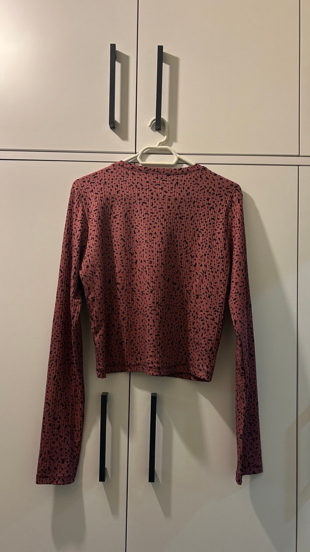 Burgundy Yılan Desenli Uzun Kollu Bluz - Görsel 3