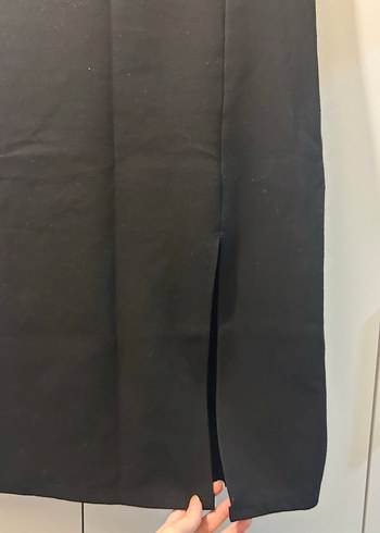 Siyah Uzun Yırtmaçlı Kalem Etek - Görsel 2