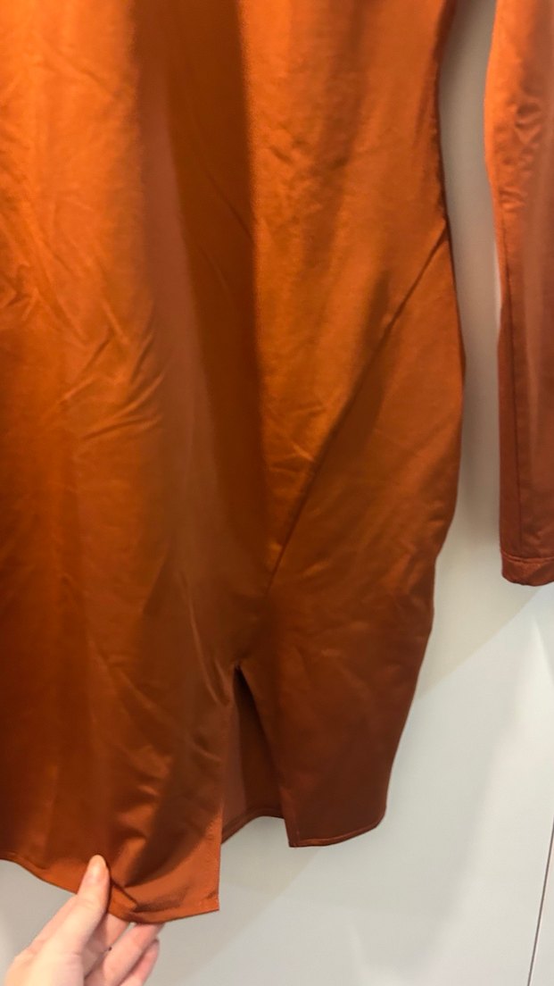 Uzun Kollu Kiremit Midi Triko Elbise - Görsel 3