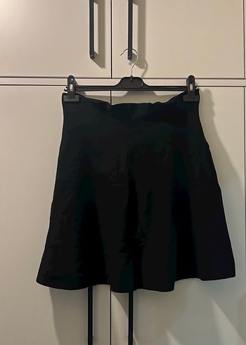 Siyah Pilili Mini Etek - Görsel 3