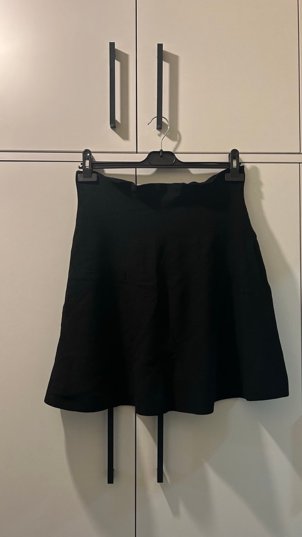 Siyah Pilili Mini Etek - Görsel 3