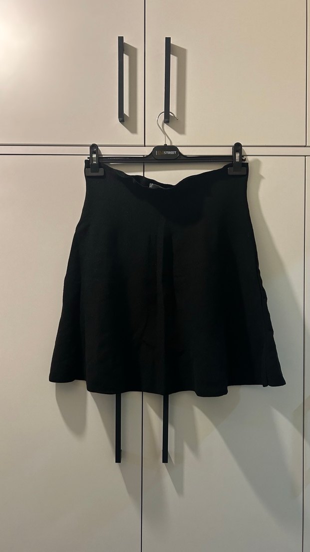 Siyah Pilili Mini Etek - Görsel 2