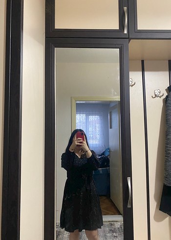 40 Beden V Yaka Siyah Midi Elbise