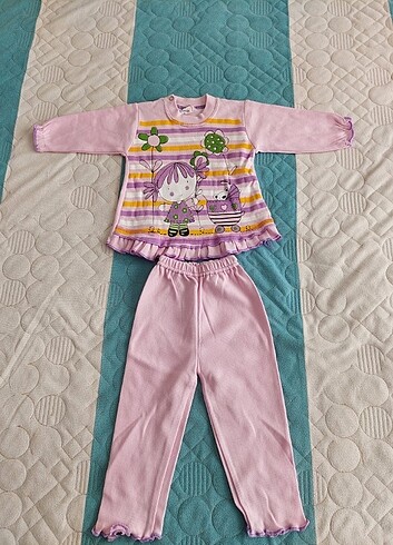 Kız çocuk takımı, pijama takımı 