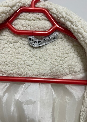 Beyaz Kürklü Midi Kadın Kaban - Görsel 3