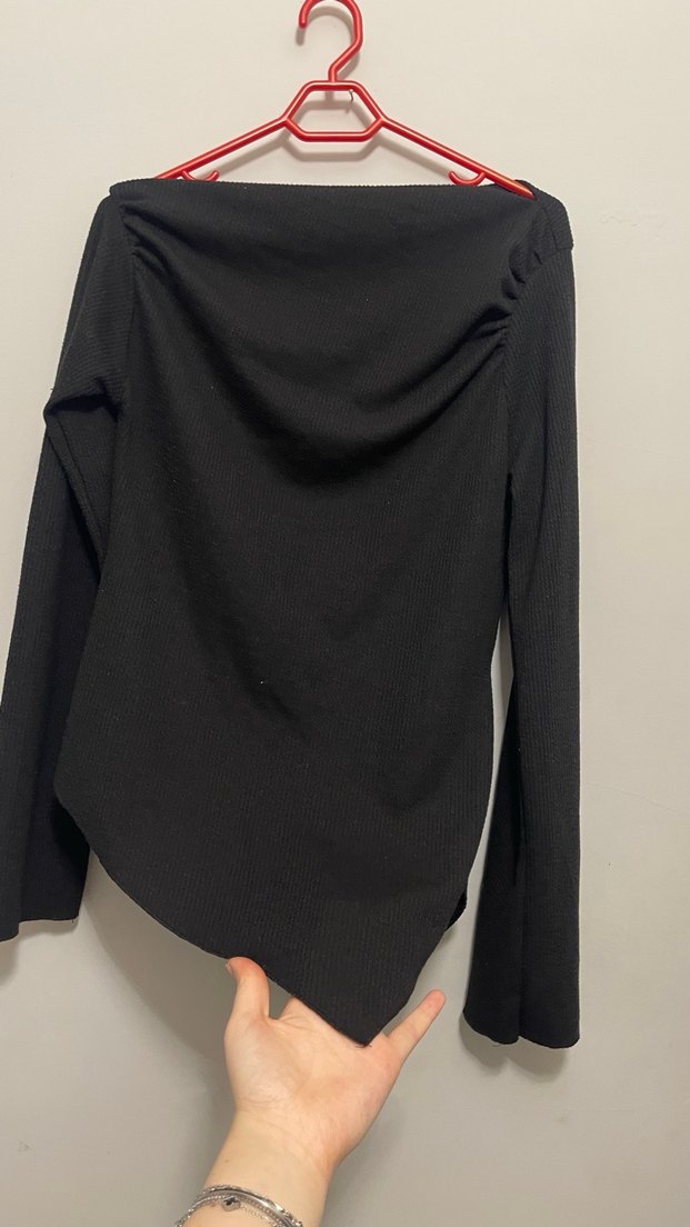 Siyah Drapeli yandan asimetrik  Kadın Bluz - Görsel 3