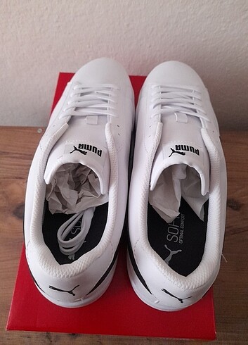 44 Beden beyaz Renk PUMA SMASH V2 BUCK ORİJİNAL AYAKKABI