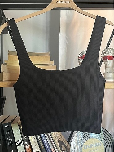 Zara crop