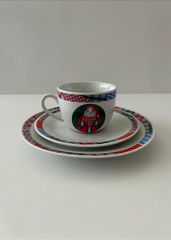Beden Avrupadan Yılbaşı Noel Trio Fincan Set