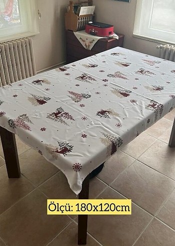 Avrupa'dan Yılbaşı Noel Masa Örtüsü