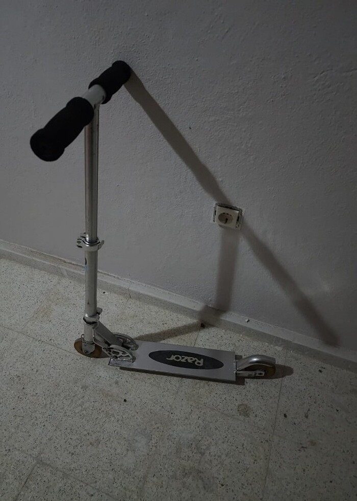 Razor marka scooter - Görsel 3